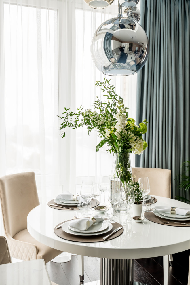 Бежевый и зеркала