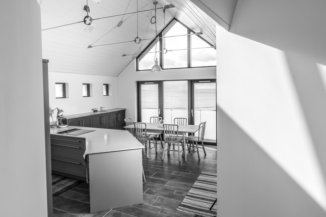 Downderry, Cornwall beach-style-kitchen