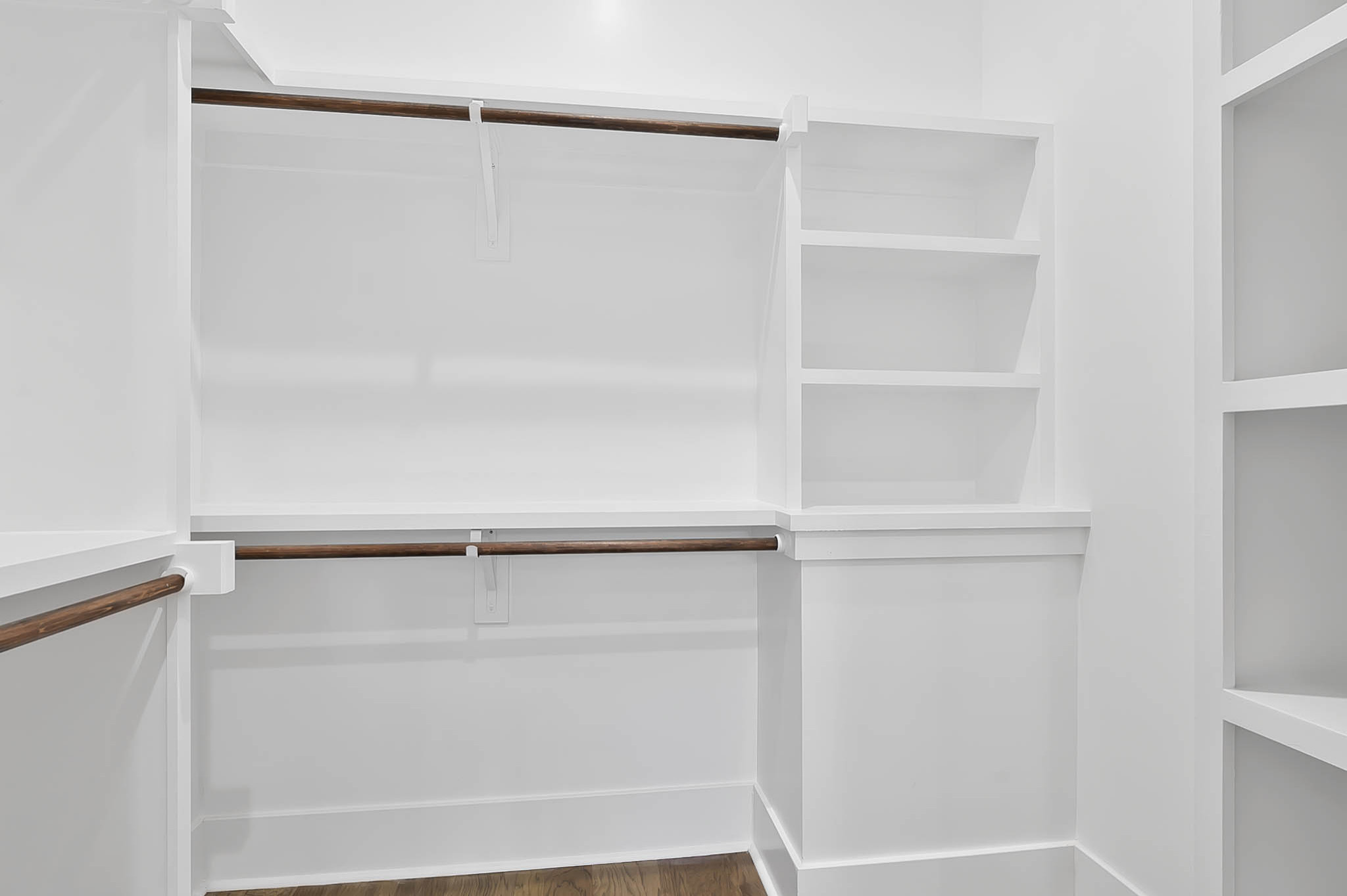 Oyster White Farmhouse