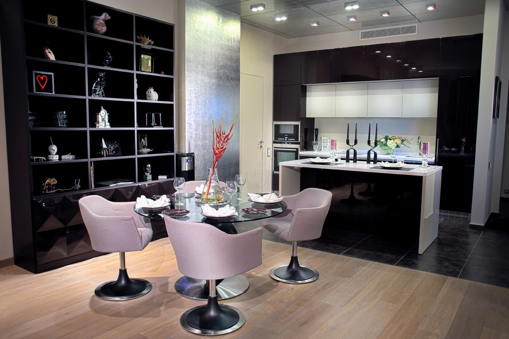 Квартира на Староильинской