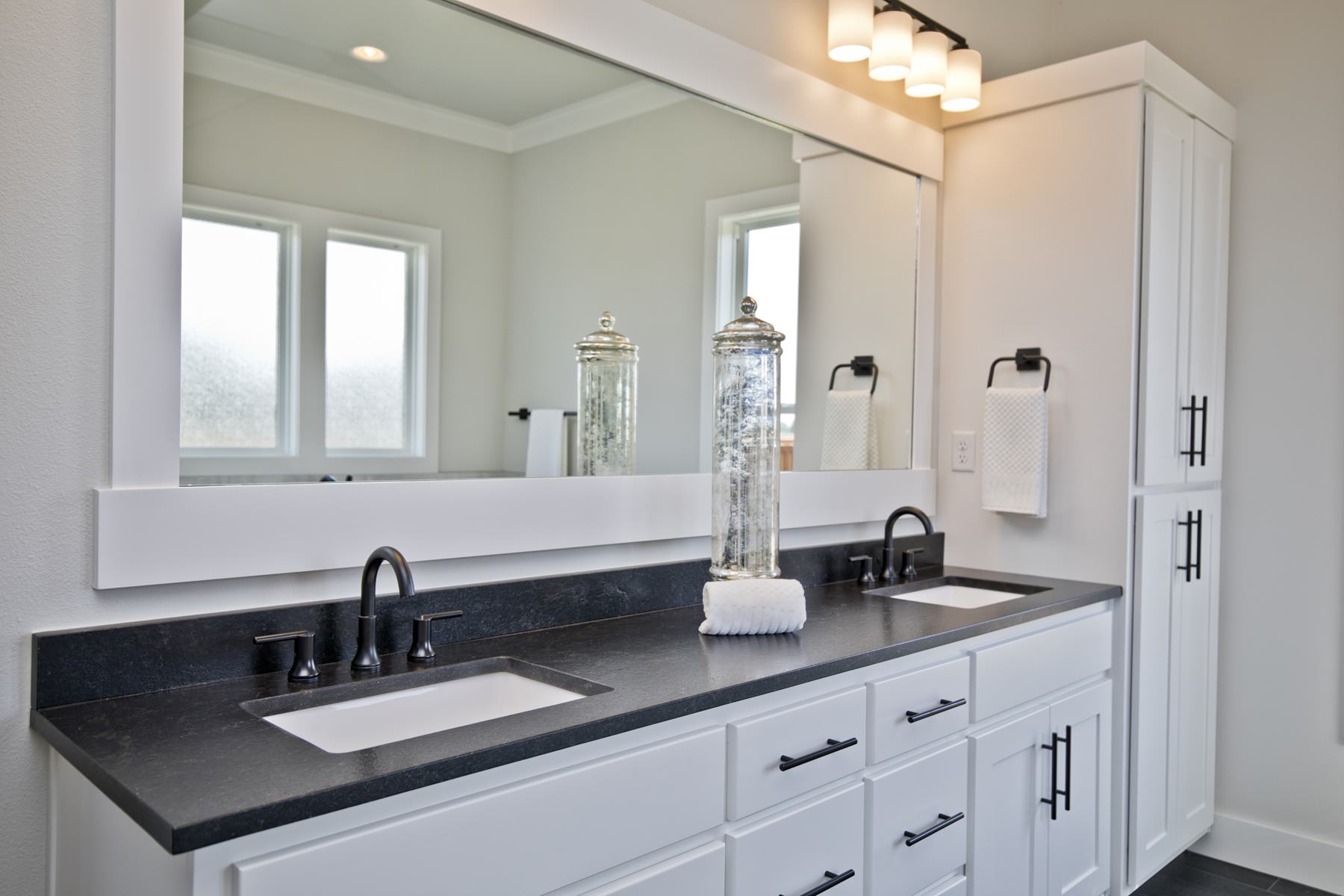 ST142_4306 S 86th Street