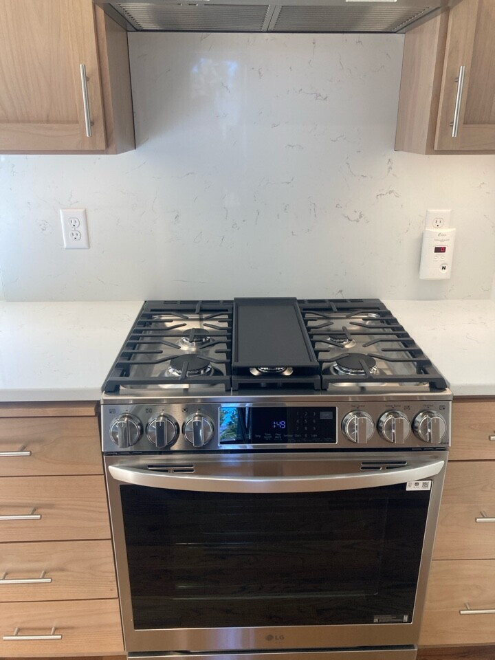 Kitchen Remodel - Takelma Way