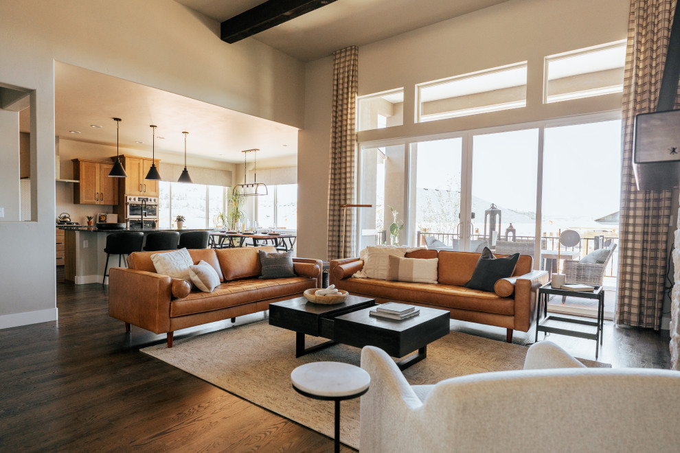 Forrest Lakes Home