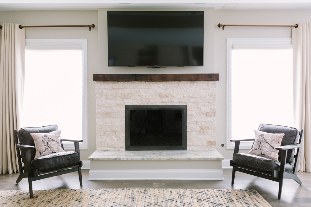 Transitional basement photo in Chicago