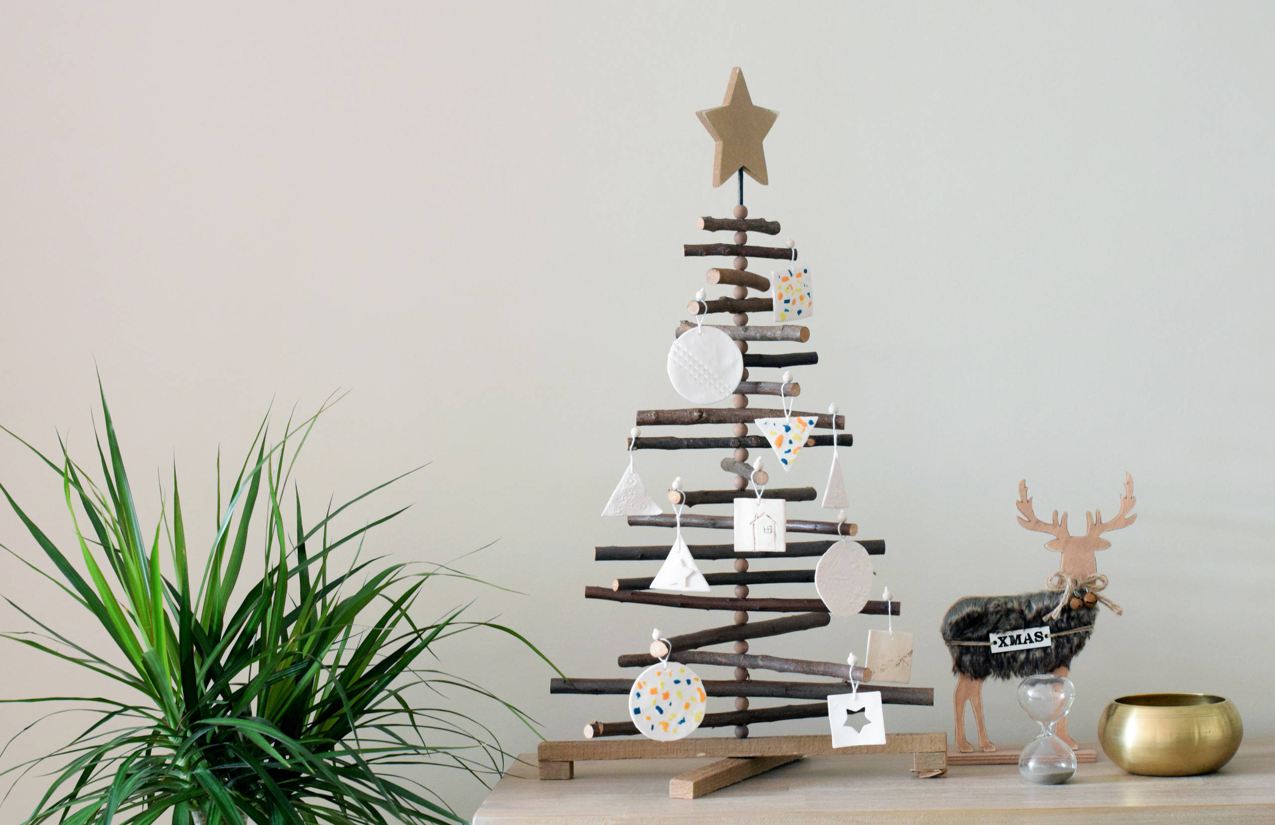 Arcilla Secada al Aire, Kit de Modelado de Arcilla de 36 Colores con 3 Herramientas de Esculpición, Arcilla de Espuma Mágica para Niños y Adultos, Regalo de Arcilla de Moldeo DIY para