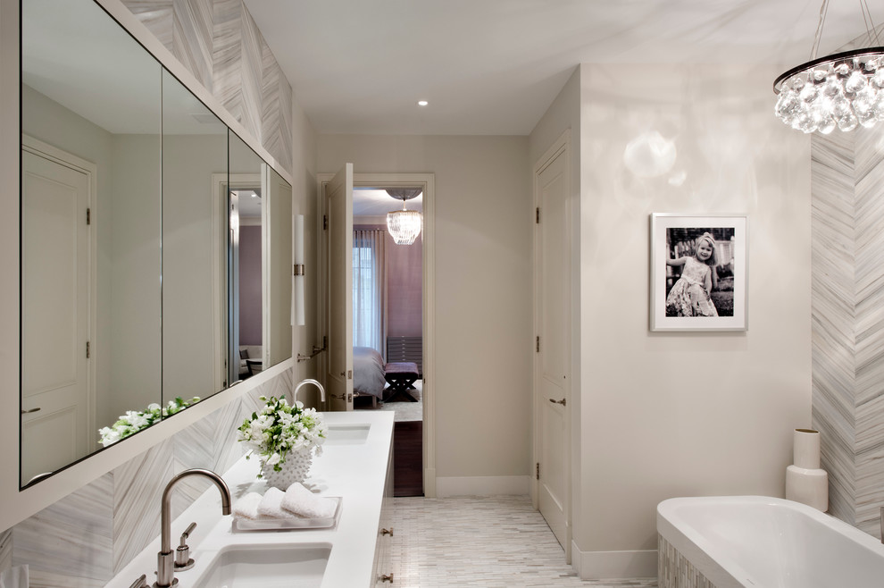 Inspiration for a contemporary bathroom in New York.