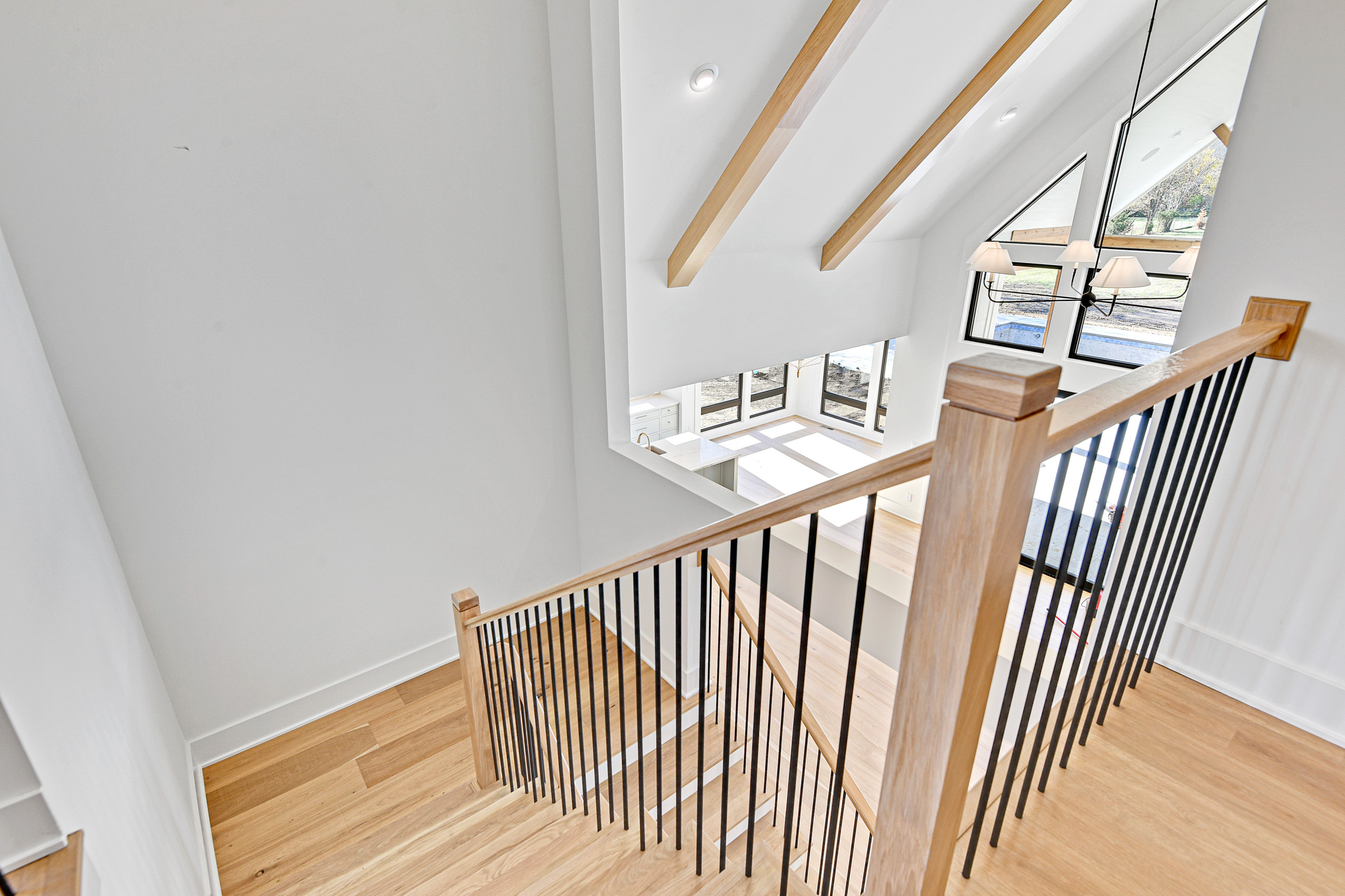 148th and Switzer, Custom Build