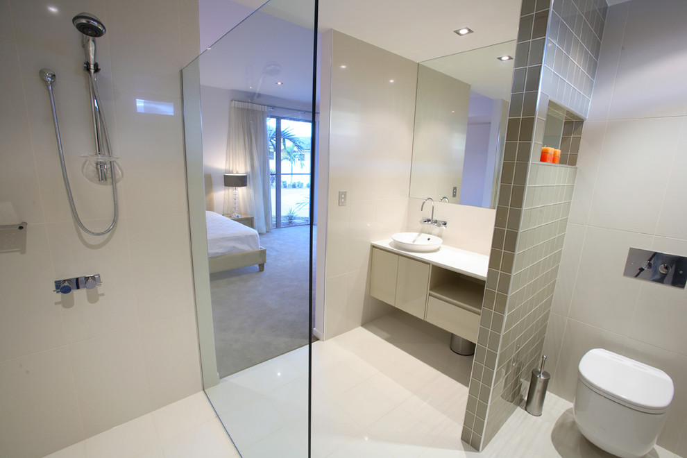 Photo of a mediterranean bathroom in Brisbane.