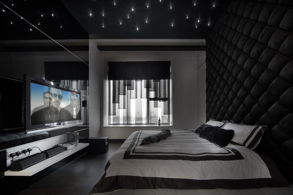 Design ideas for a contemporary bedroom in Singapore with black walls.