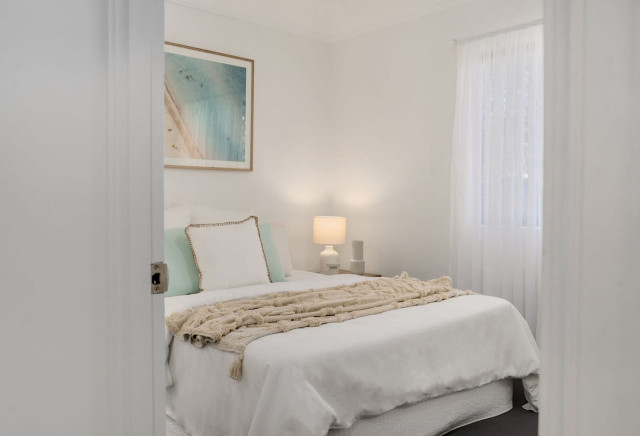 9 Watson St, Clontarf coastal-bedroom
