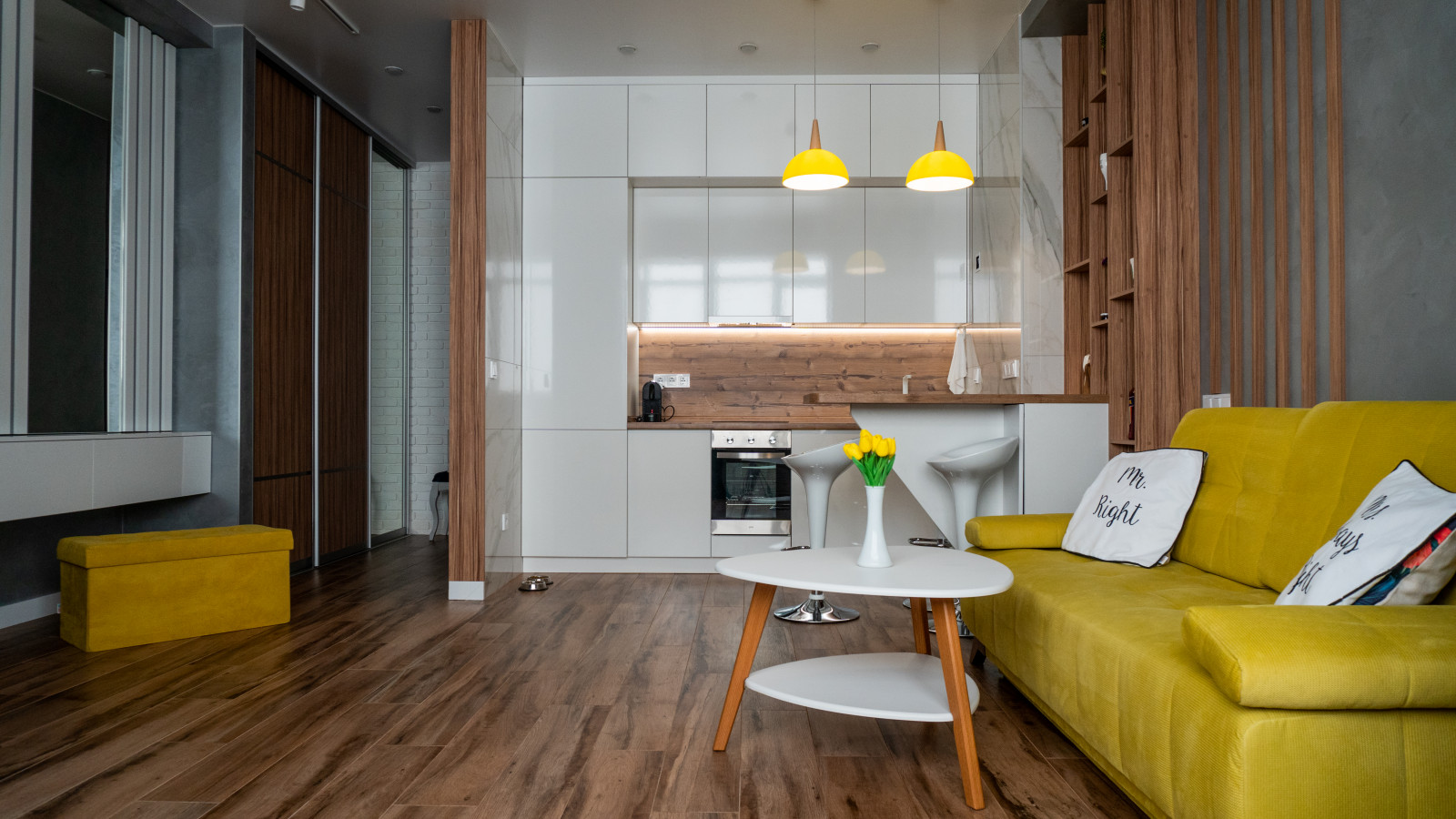 Квартира для молодой девушки