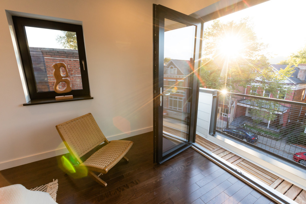 Example of a large transitional home design design