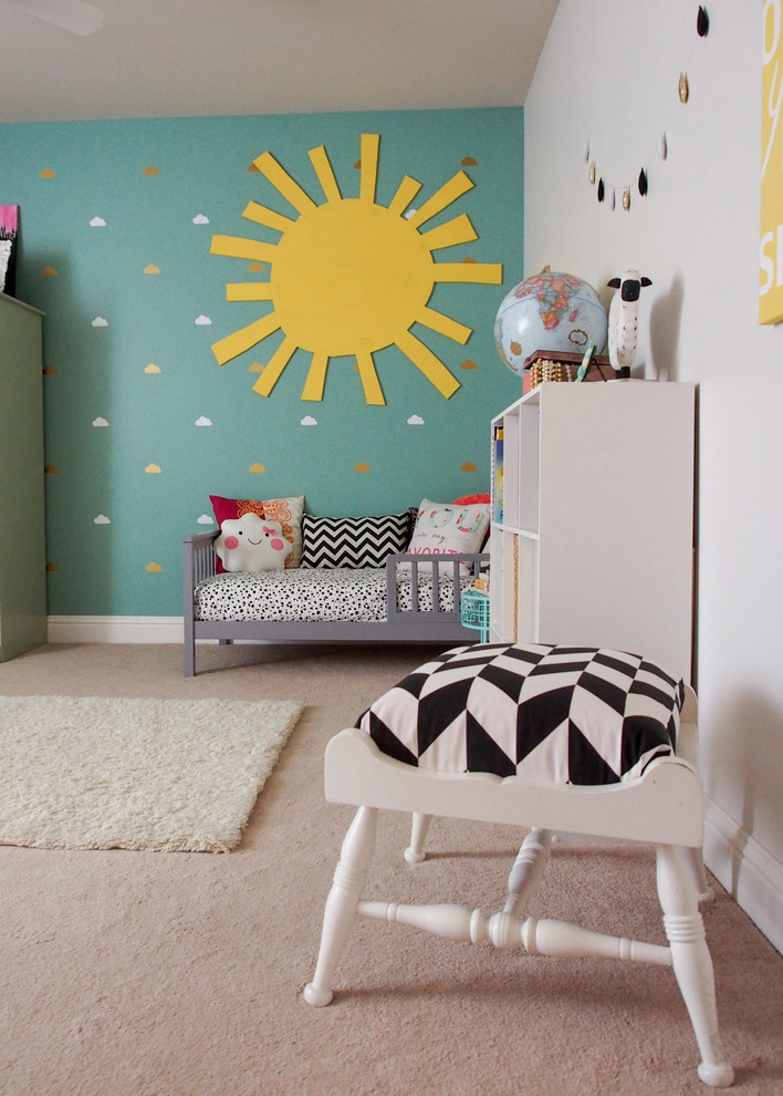 Transitional kids' room in Dallas.