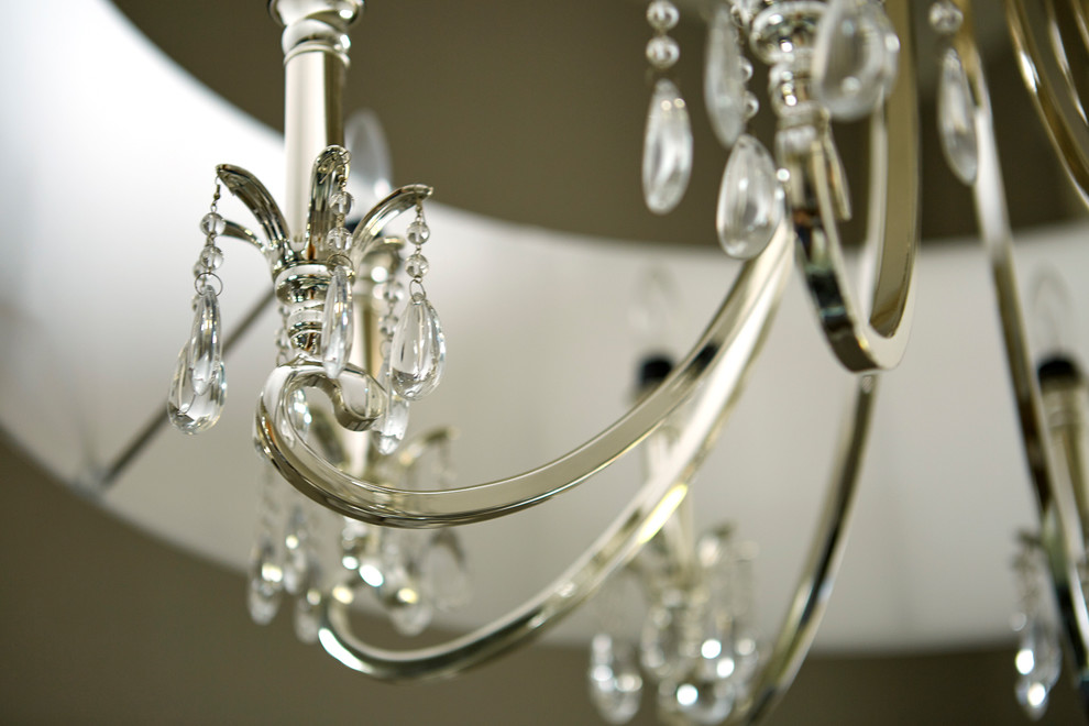 Home design - transitional home design idea in Toronto