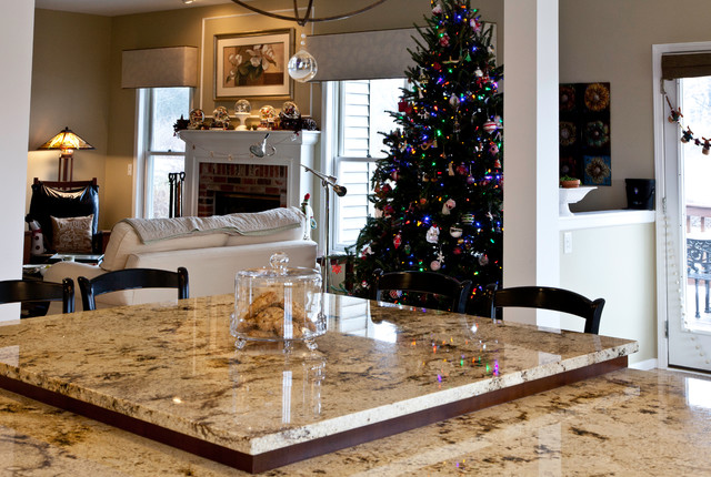 White Elegant Classic Kitchen transitional-kitchen
