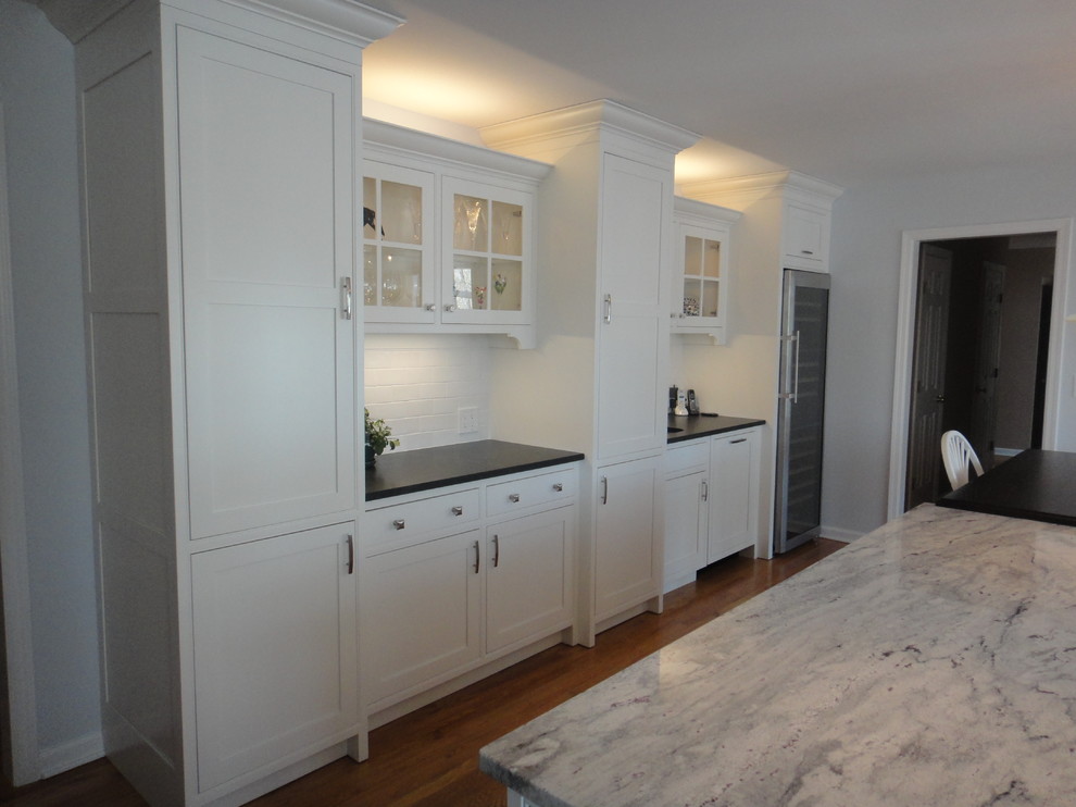 Example of a transitional home design design in New York
