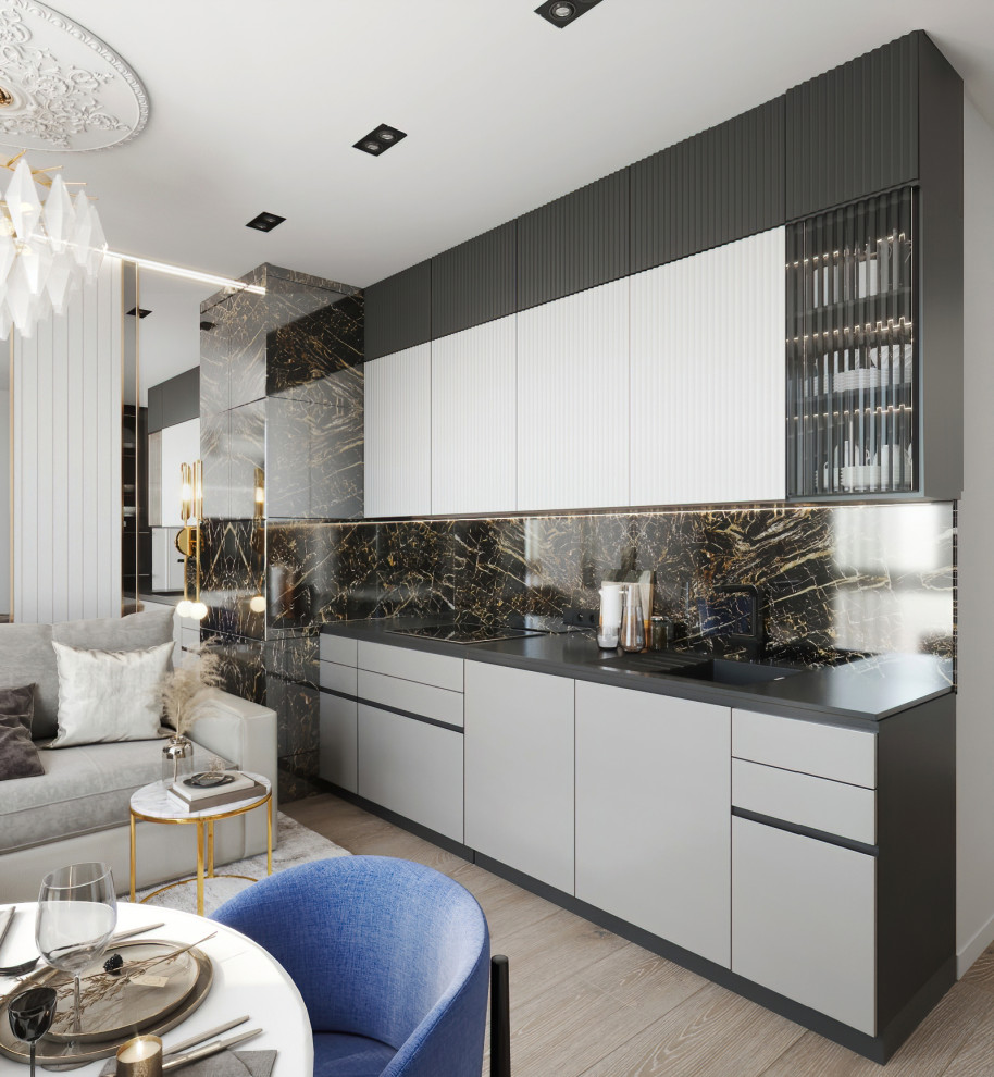 Алиса в зазеркалье