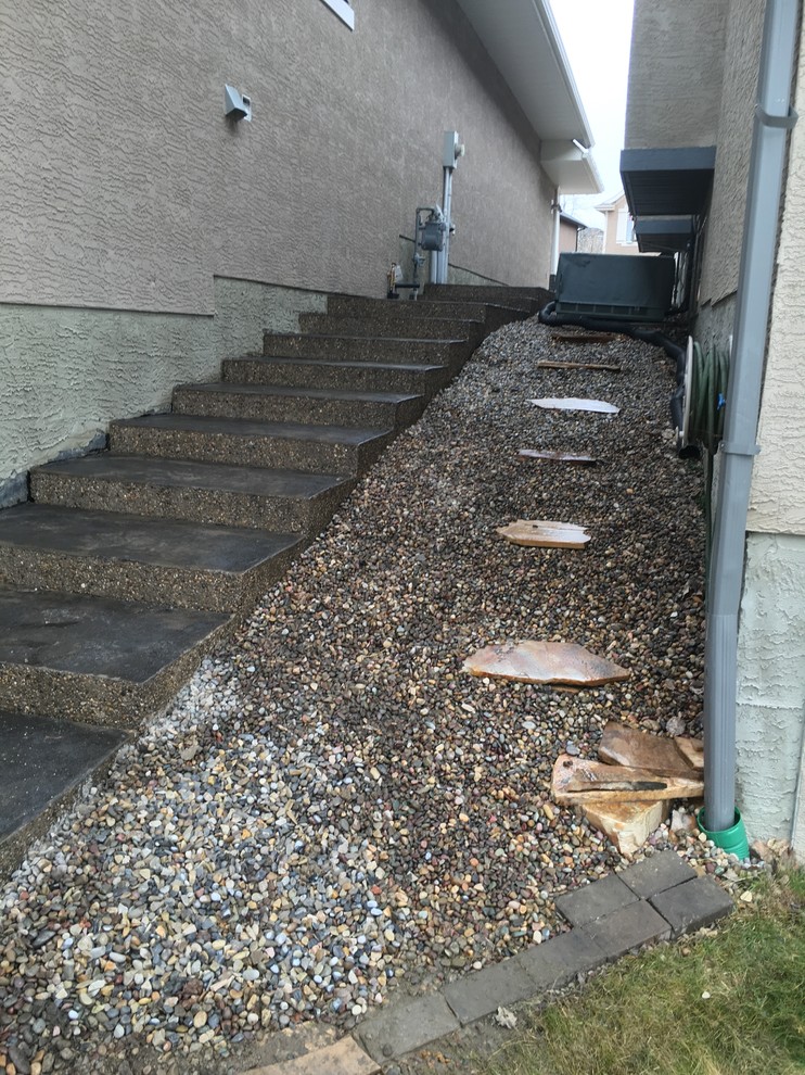 Deck - rustic deck idea in Calgary
