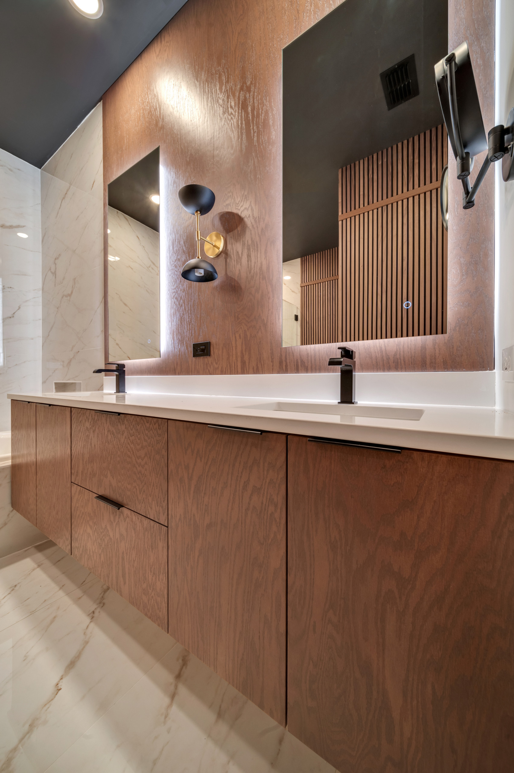 SOUTH ATLANTA MASTER BATH