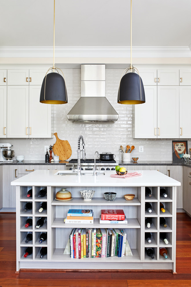 Example of a transitional kitchen design in DC Metro