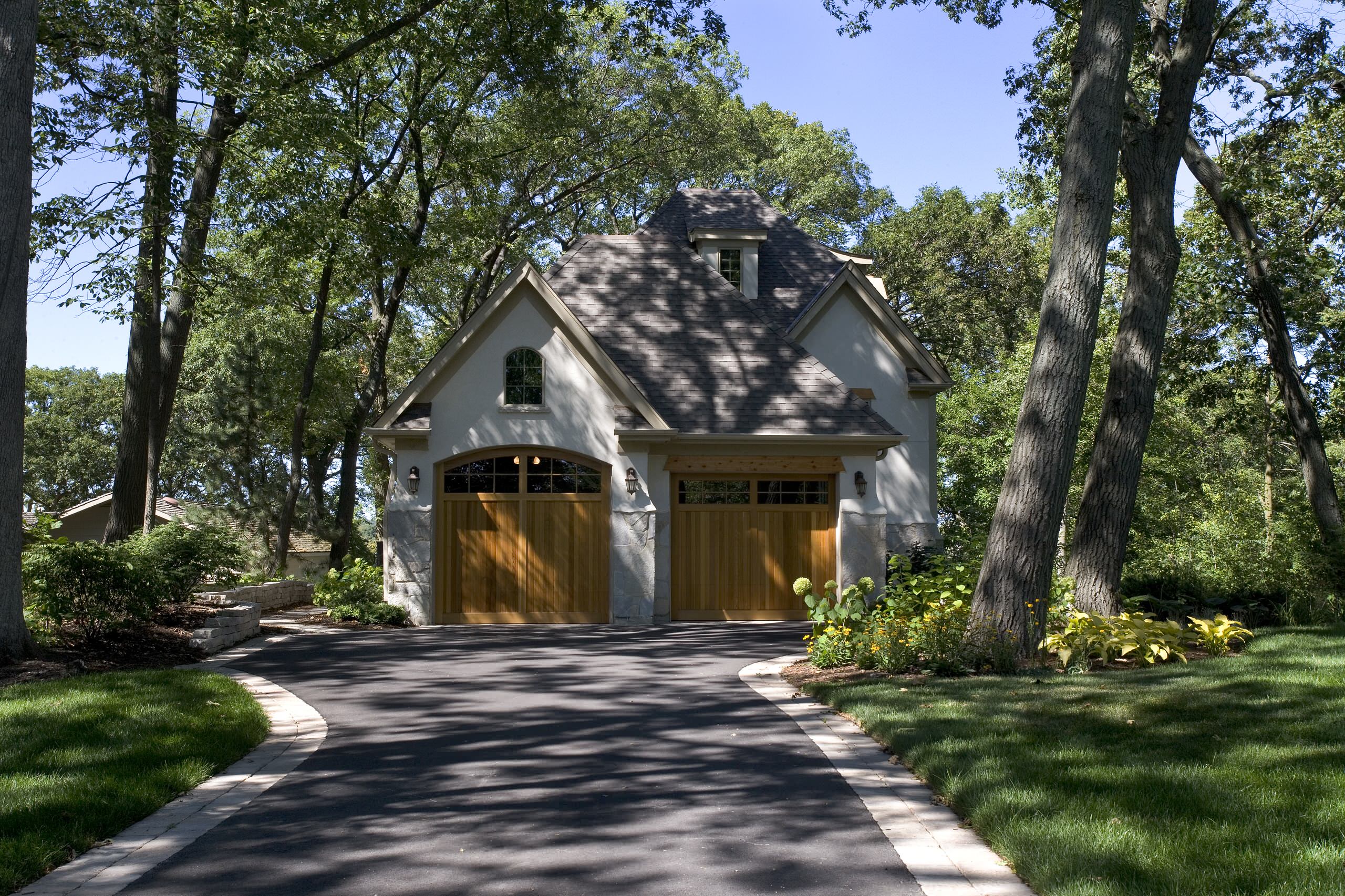 75 French Country Exterior Home Ideas You'll Love - January, 2026 | Houzz, image size:2560x1706