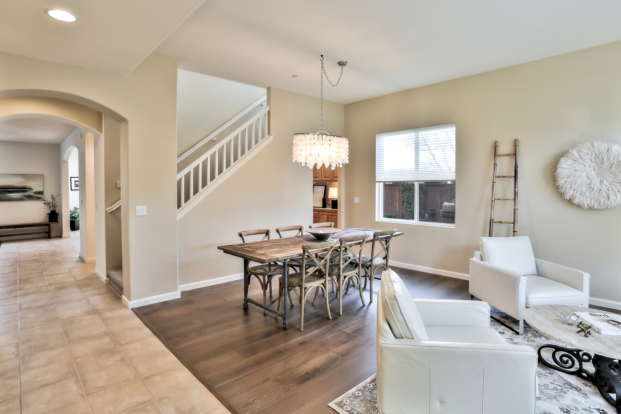 Sunny Cove Staging