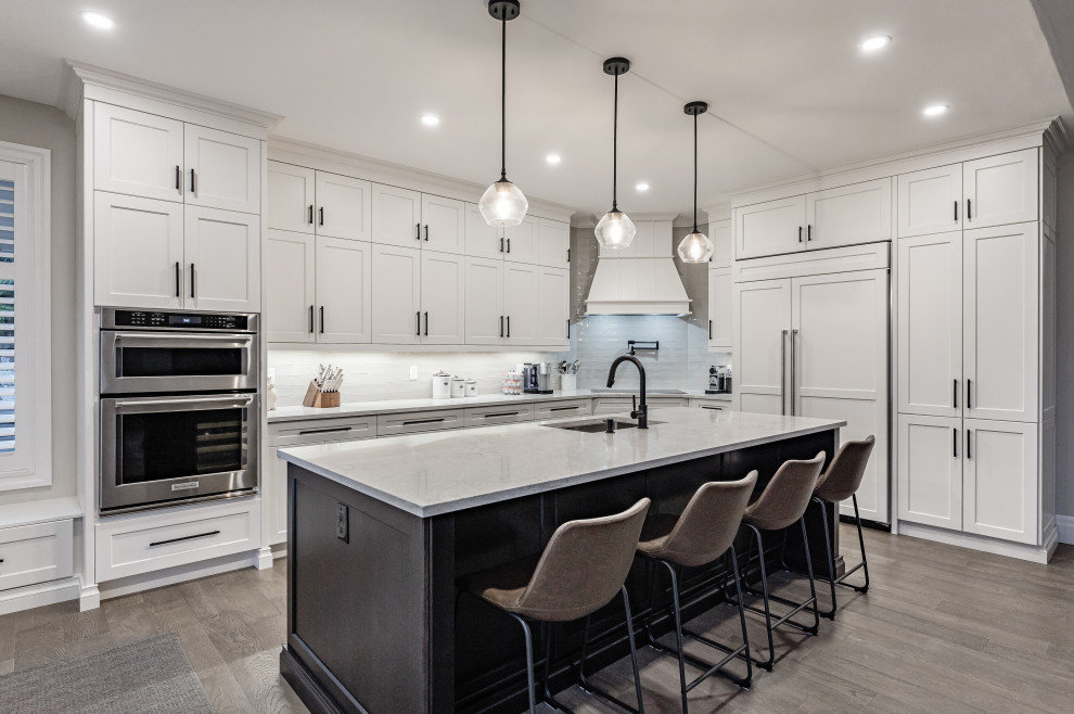 Kitchen - transitional kitchen idea