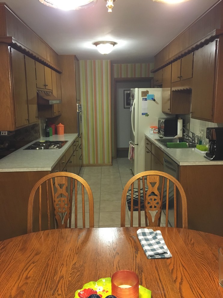 1968 Kitchen Help     