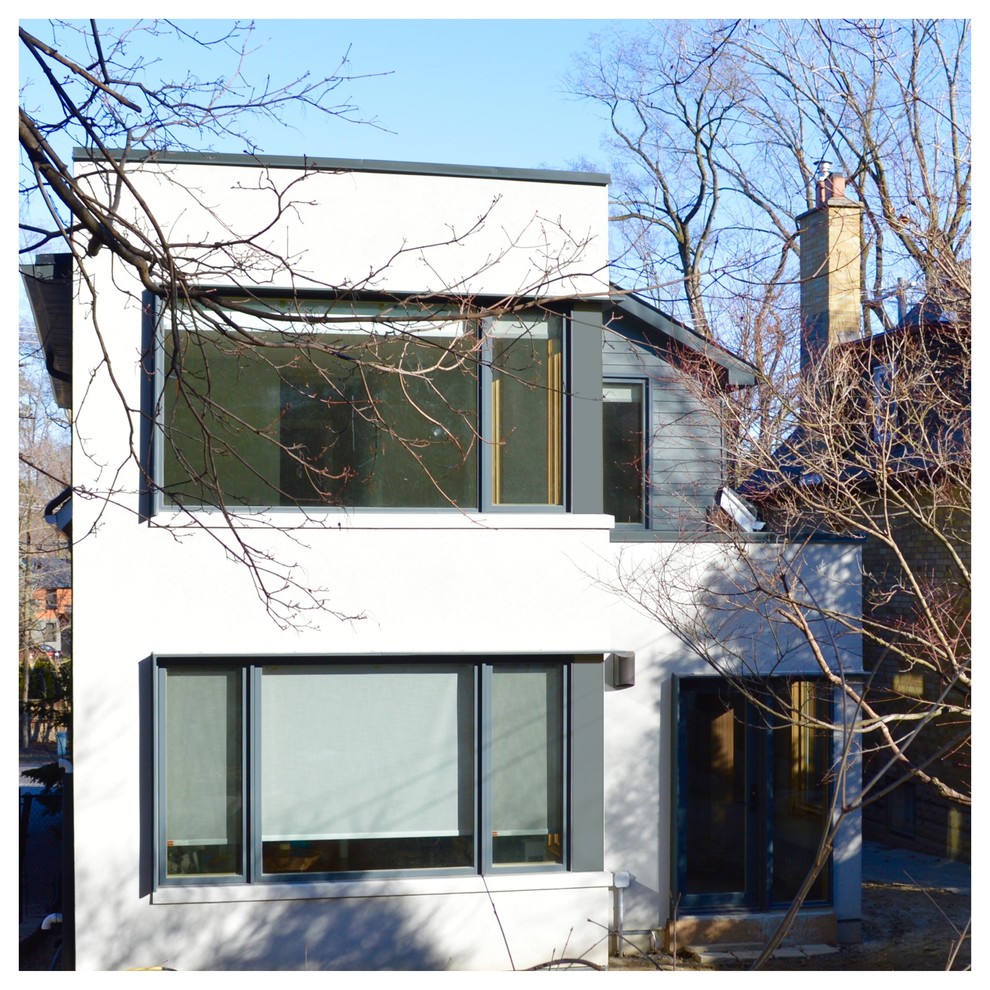 Photo of a contemporary exterior in Toronto.