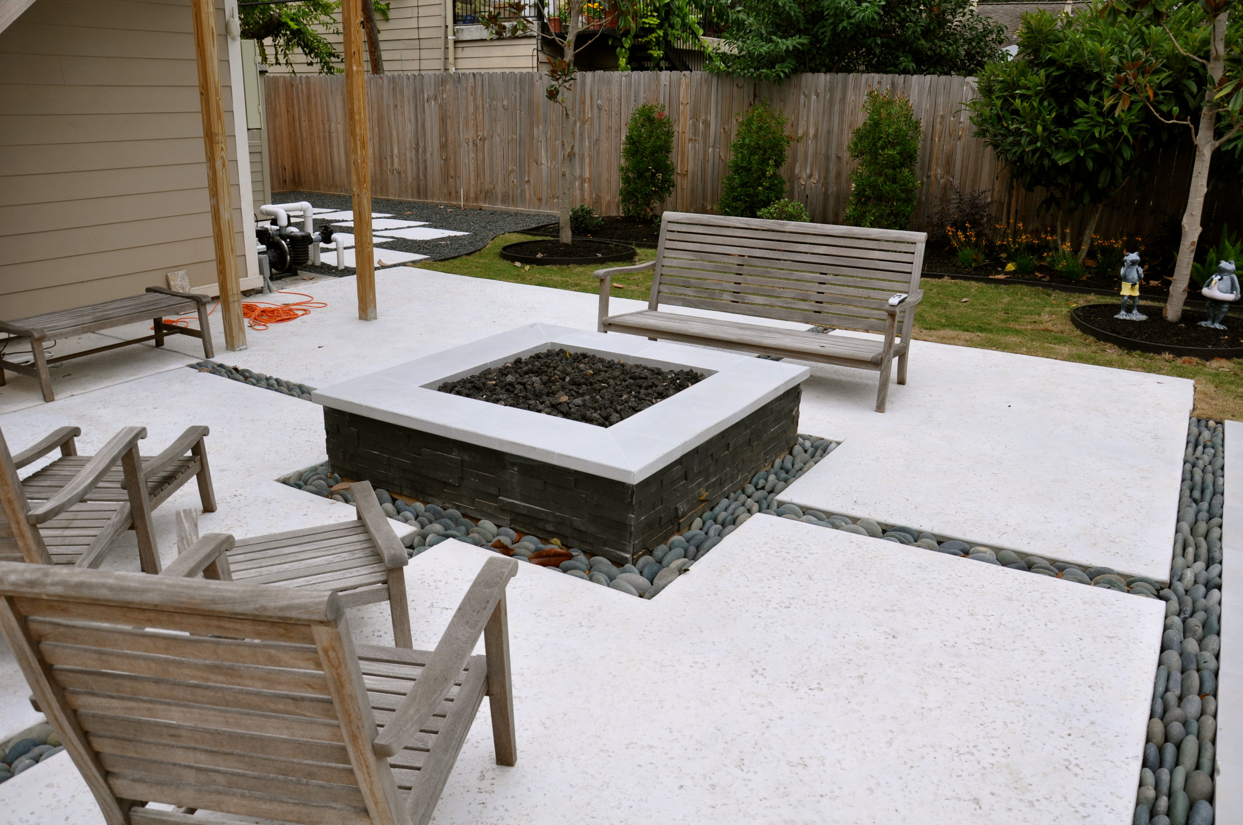 MB Pool Landscape