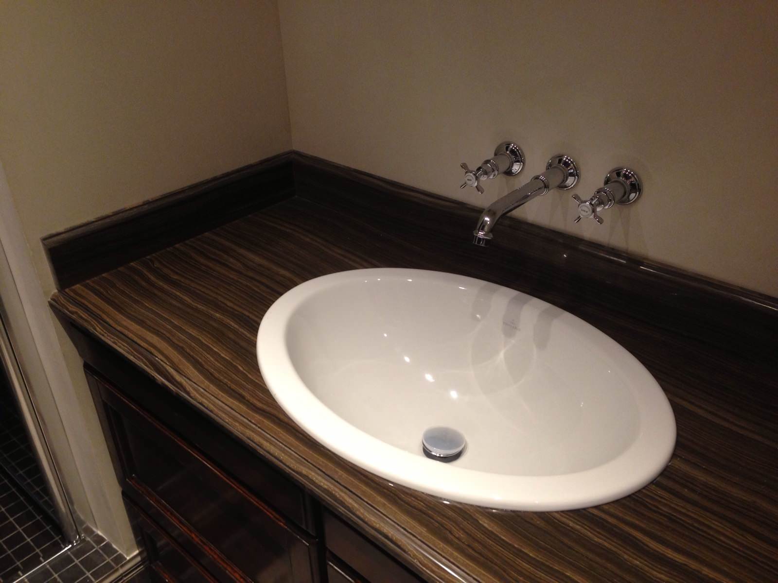 Кемень, керамика.