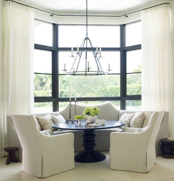 Kitchen - transitional kitchen idea in Miami