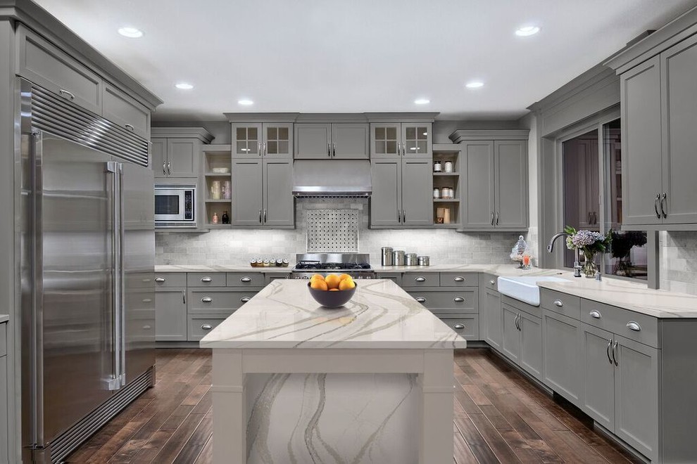 Kitchen - transitional kitchen idea