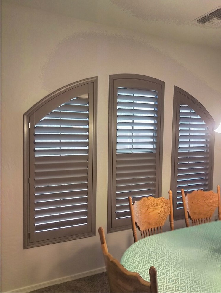 Inspiration for a mid-sized transitional dining room remodel with beige walls