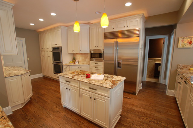 Transitional Kitchen transitional-kitchen