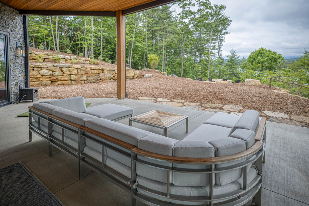 Inspiration for a contemporary patio remodel in Charlotte