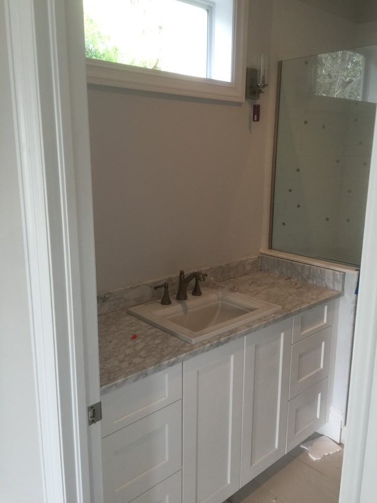 Home design - transitional home design idea in Miami
