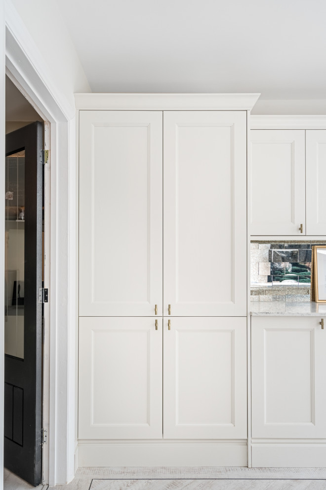 Wyncham Avenue Living Areas & Kitchen
