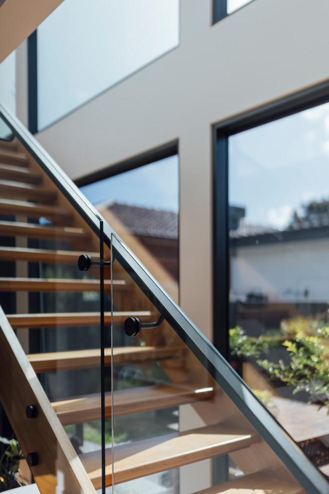 Design ideas for a modern staircase in Melbourne.