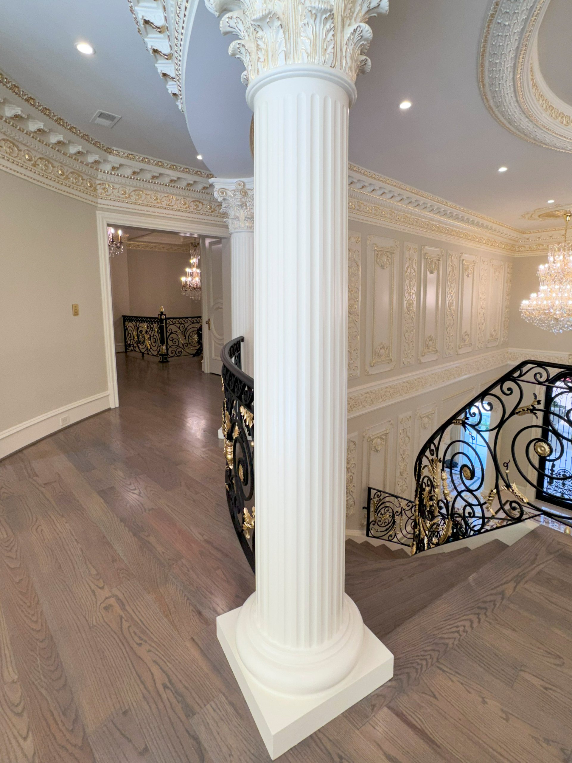 135_Vibrant Staircase with Touch of Historic Grandeur, Great Falls, VA 22066