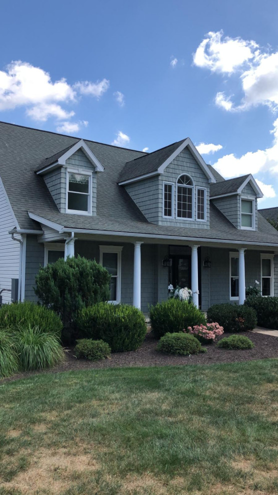 Cedar Impressions Siding with Replacement Windows and Door Cedar Impressions Siding with Replacement Windows and Door