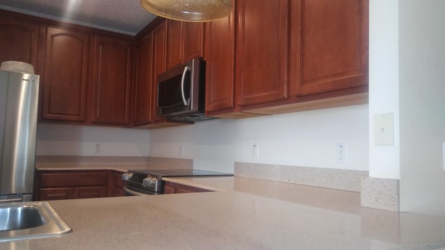TRANSITIONAL BACKSPLASH transitional