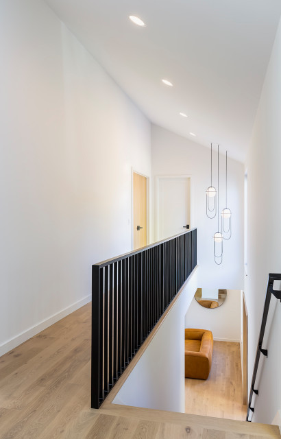 Scandinavian Simple scandinavian-staircase