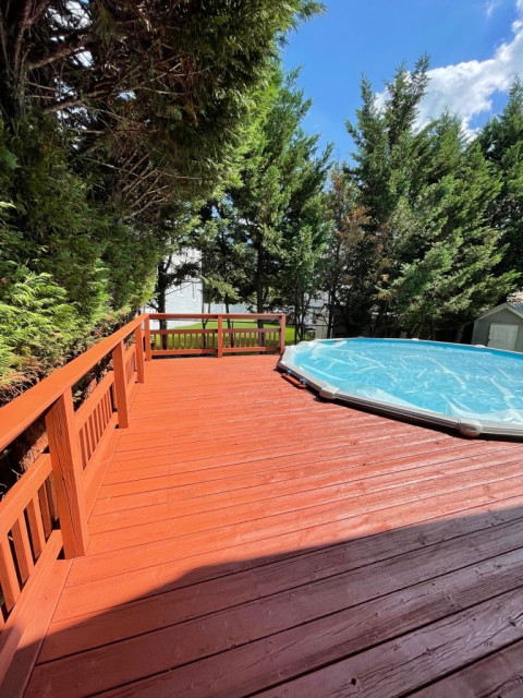 Decks | Wood & Composite Decks contemporary-deck