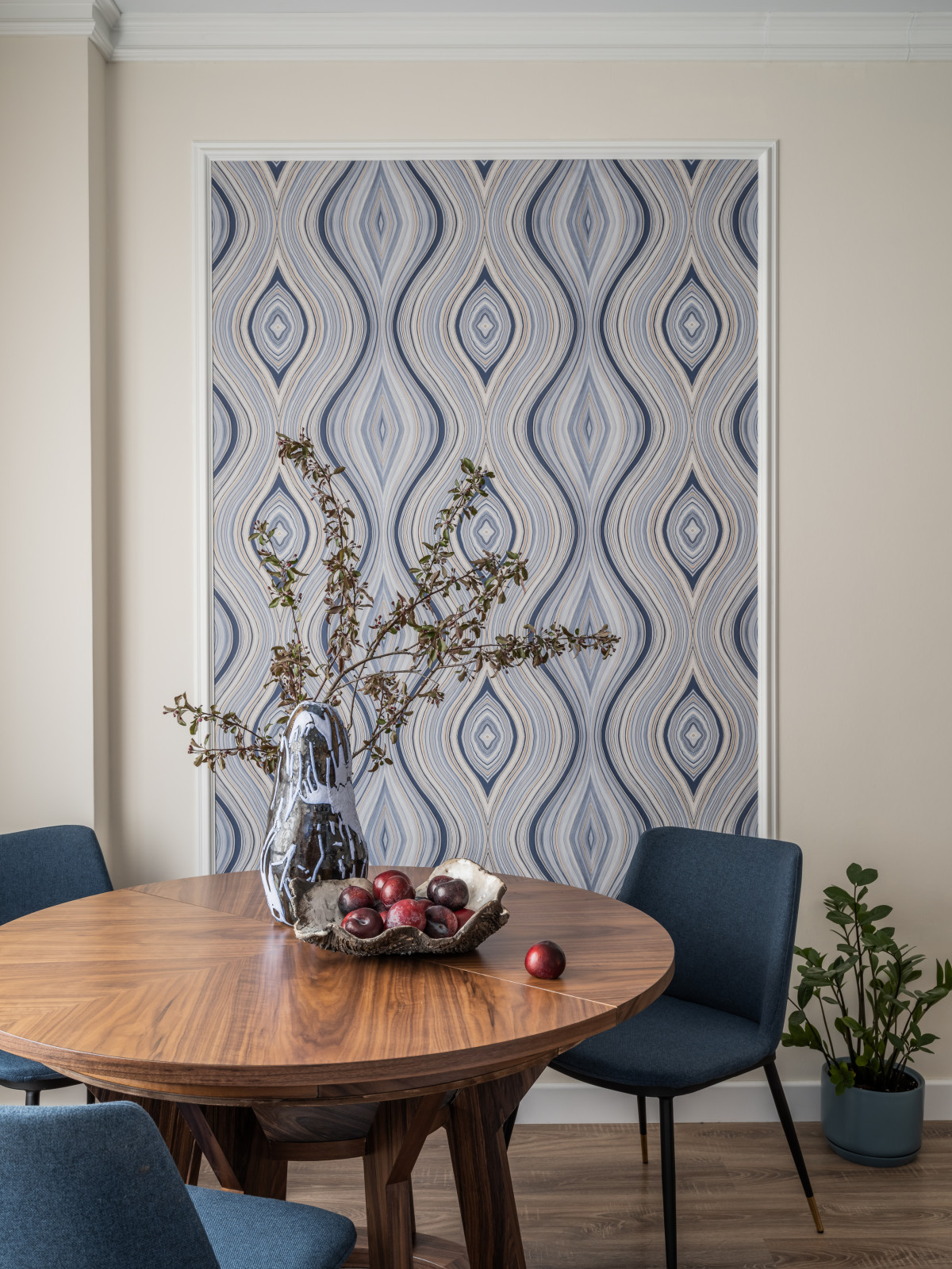 Обеденный стол сделанный для проекта в ЖК "Испанские кварталы"