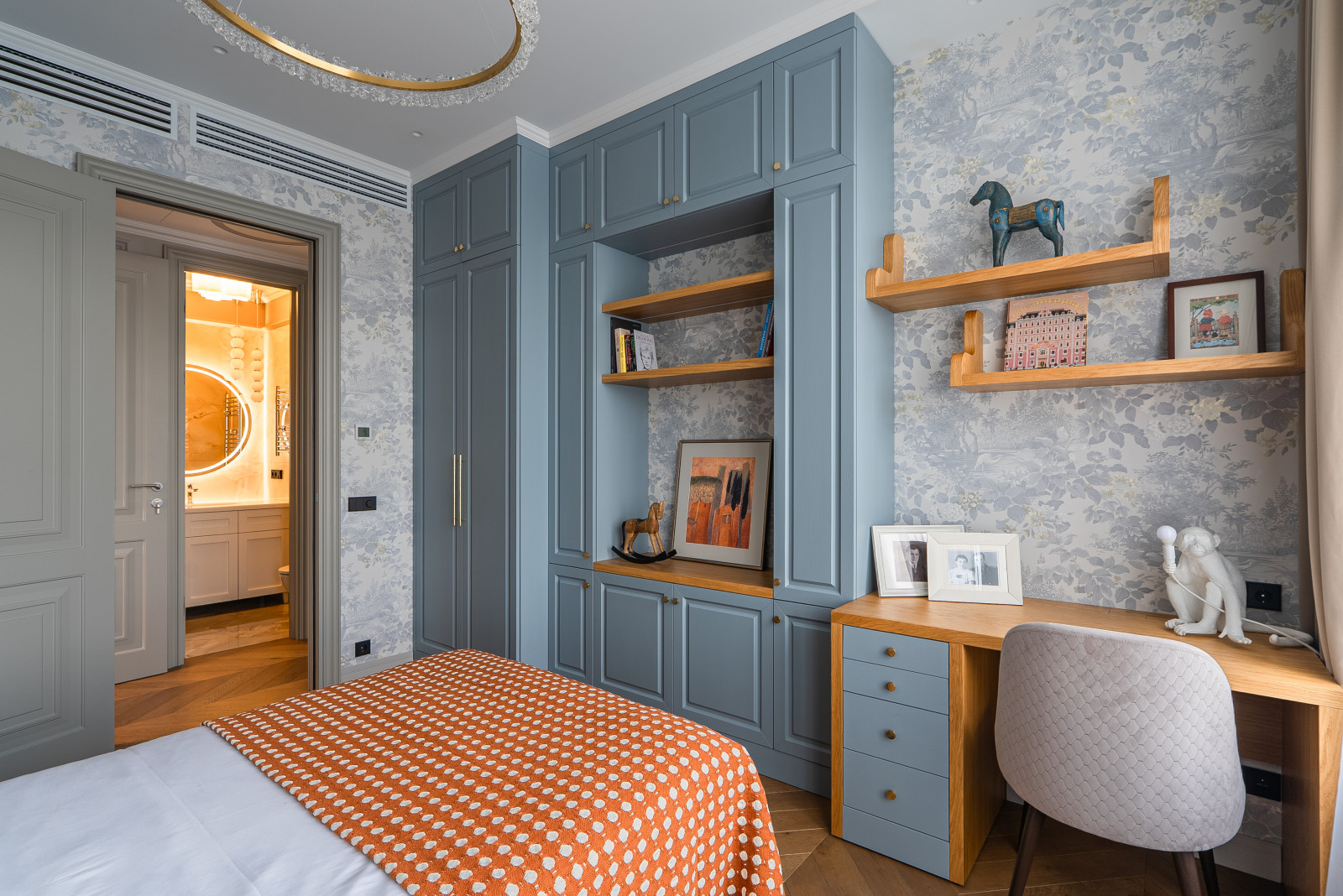 с видом на реку