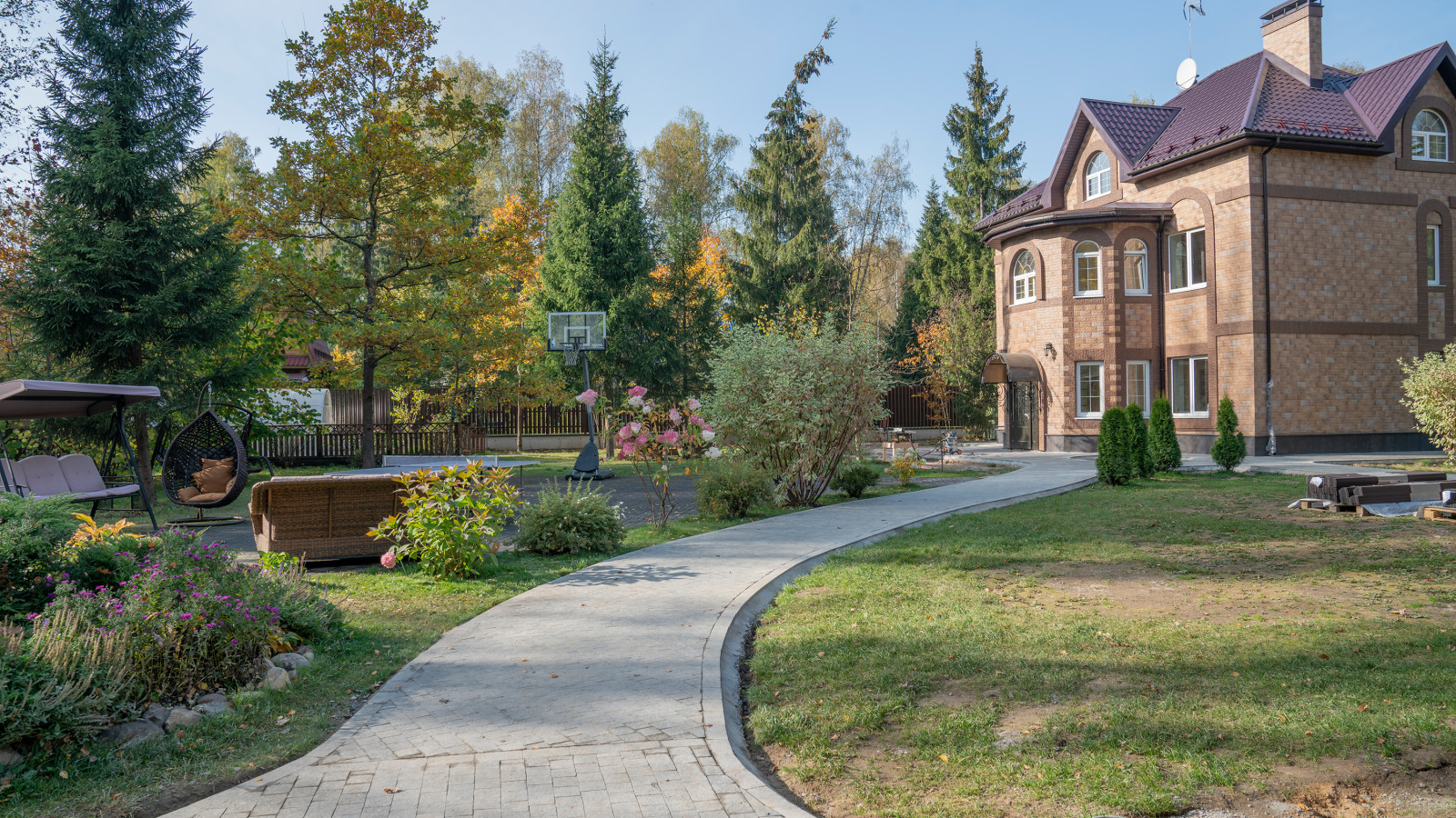 Круговорот  цвета. КП Дубровка. 2021