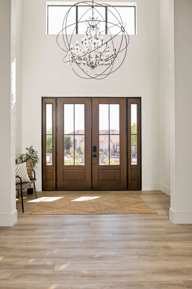 Example of a mountain style entryway design in Las Vegas