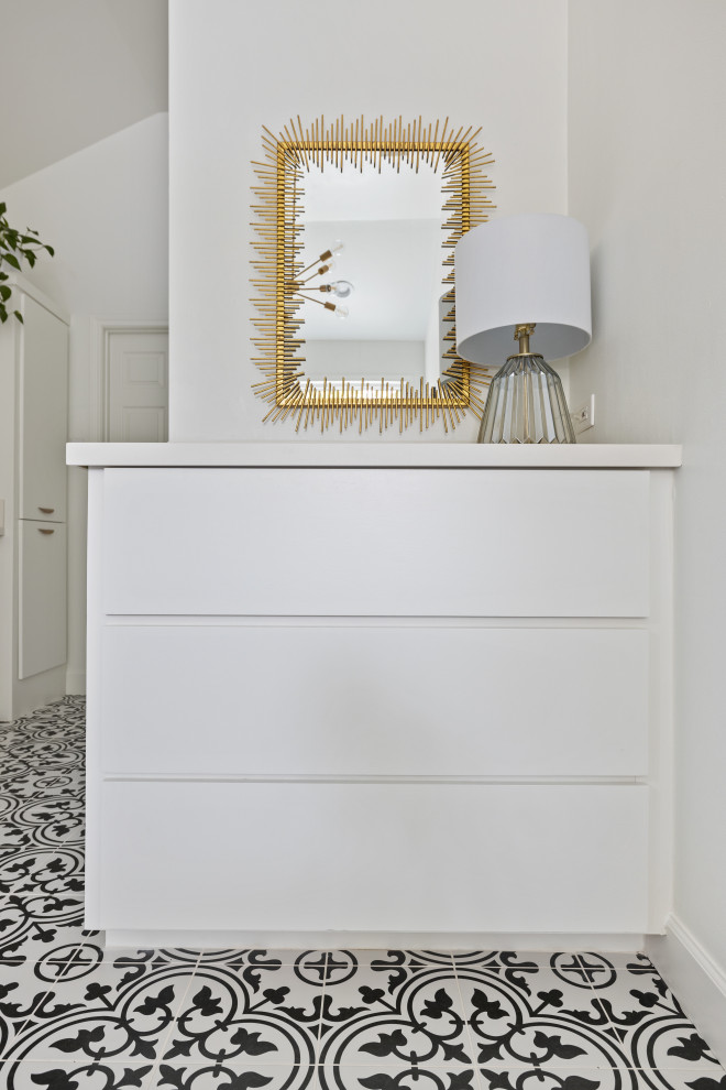 Belmont Master Bathroom