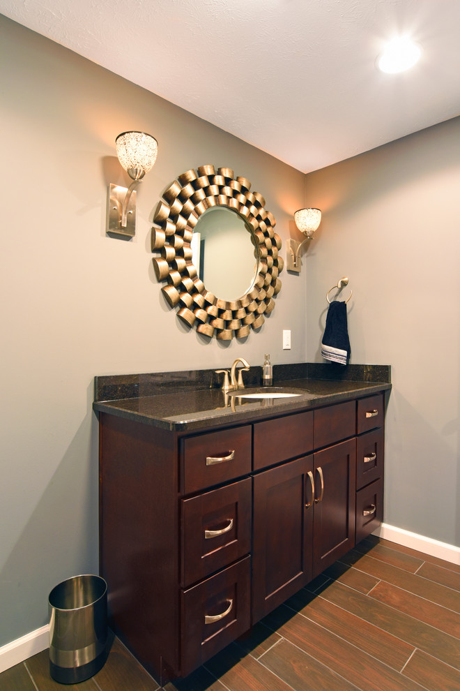 Bathroom - transitional bathroom idea